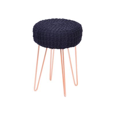 puff-kitty-croche-preta-base-metal