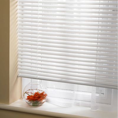 Persiana-Off-25-em-PVC-Branca-140x130m