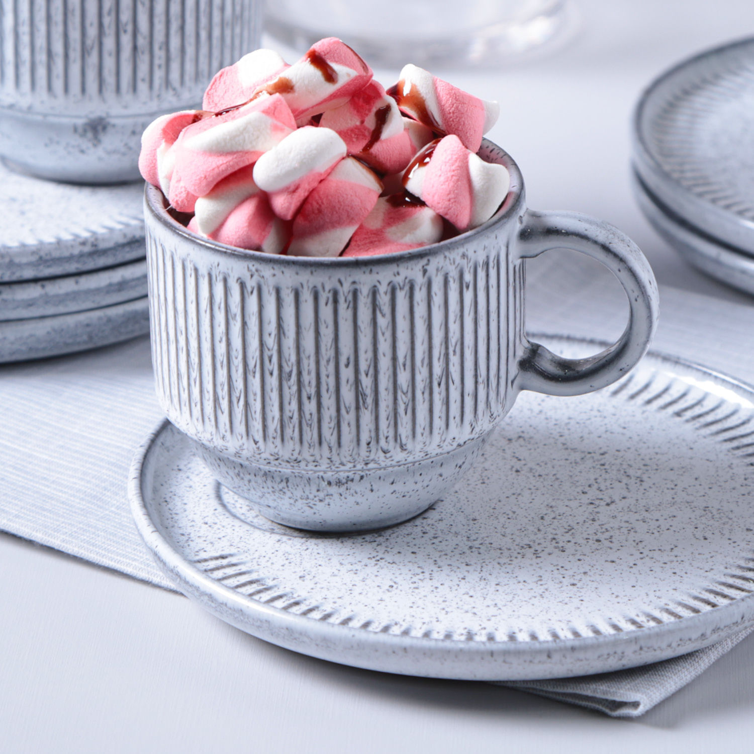 Conjunto com 6 Xícaras de Chá Empilhável com 6 Pires Linhas Echo 230ml - Imagem 5