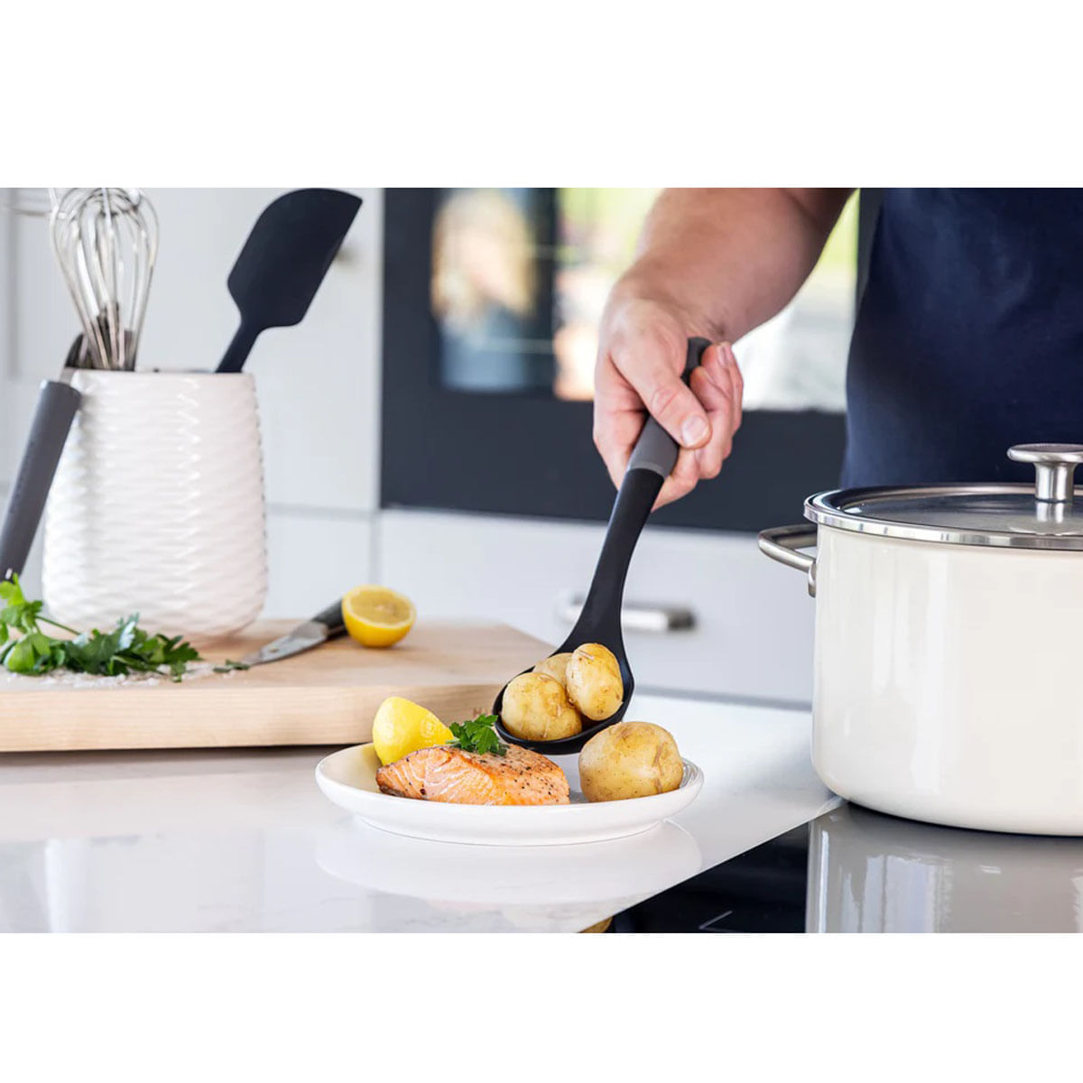 Colher para Servir em Nylon Multiuso Cinza KitchenAid - Imagem 2