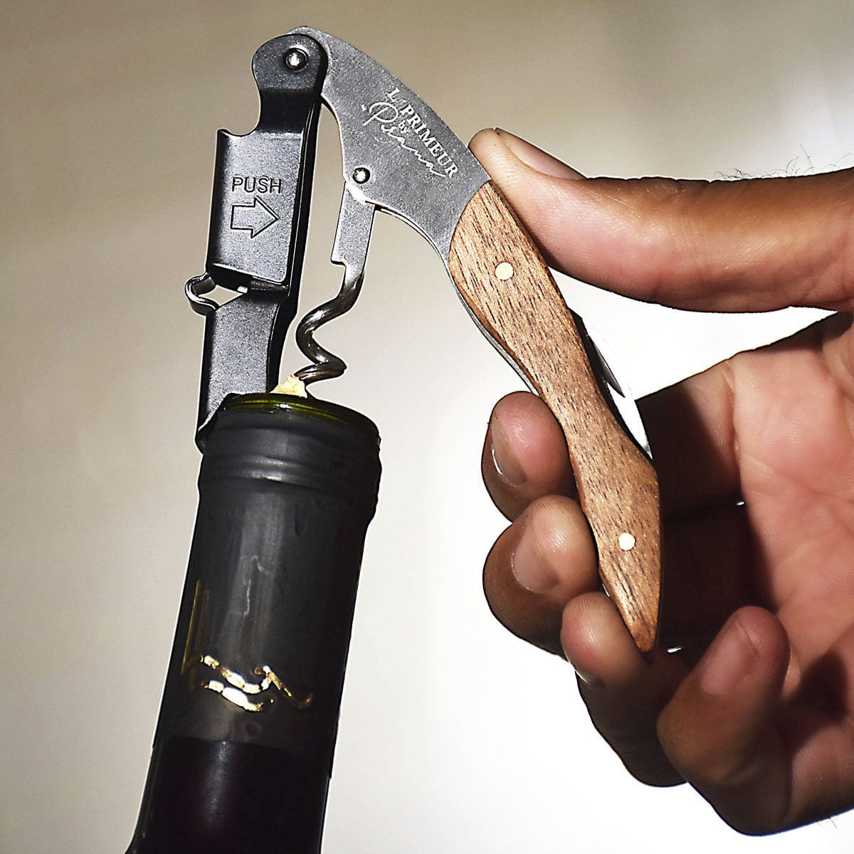 Saca Rolhas Abridor de Vinhos Inox e Madeira L'Primeur Prana - Imagem 2