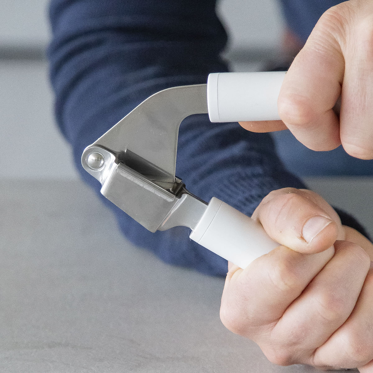 Espremedor e Amassador de Alho em Inox Kitchenaid - Imagem 14