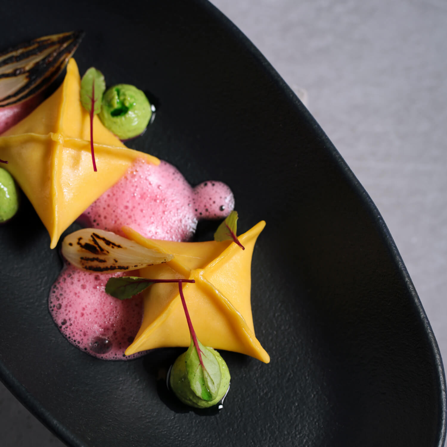 Conjunto com 4 Travessas Oval Funda Grande Orgânico Preto Matte 32x16cm 650ml - Imagem 4