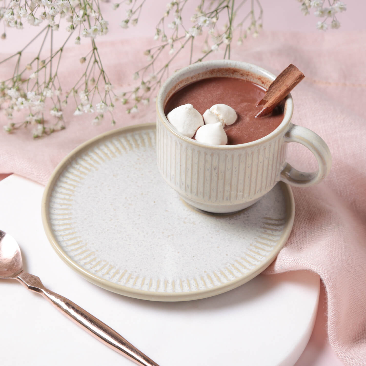 Conjunto com 6 Xícaras de Chá Empilhável com 6 Pires Linhas Latte 230ml - Imagem 4