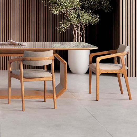 184675_Cadeira-Zara-em-Linho-Cru-com-Base-Cinamomo_08