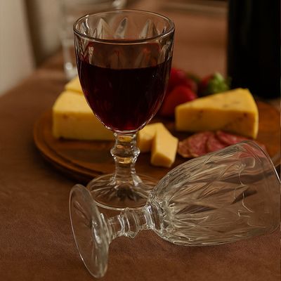 185233_Jogo-com-6-tacas-vidro-340ml-Diamond-Ob006_08