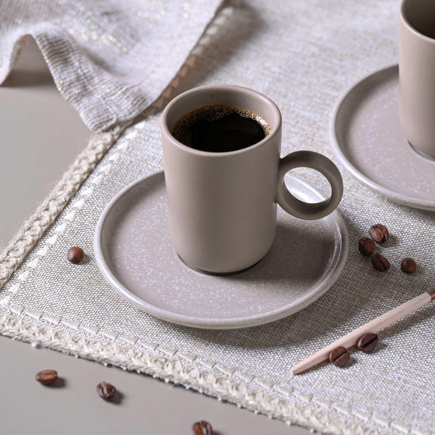 Conjunto com 12 Xícaras de Café com Pires Basic Sandy 90ml - Imagem 3