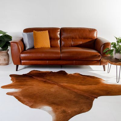 186473_Sofa-Valentino-em-Couro-Conhaque-com-Pesponto-bege-208m_08b